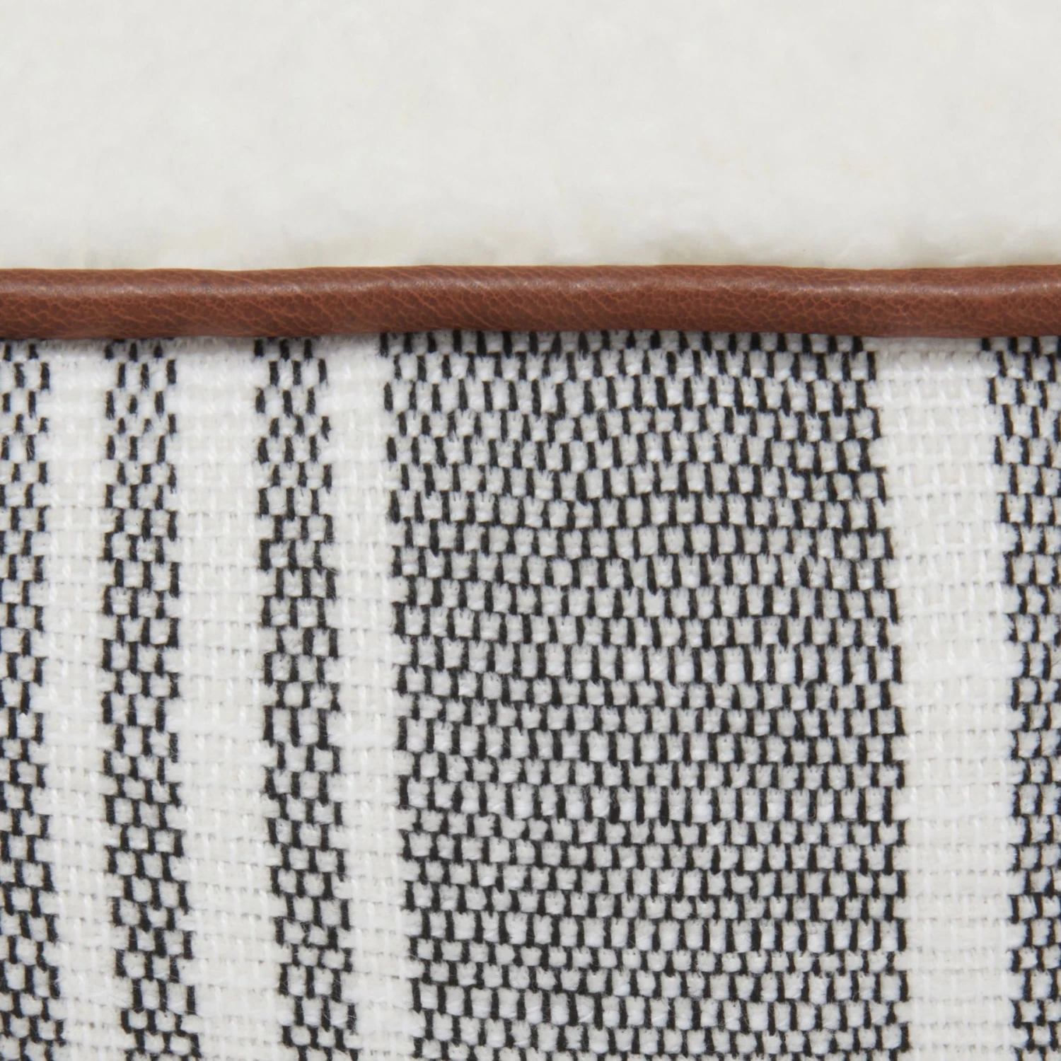 Frisco Farmhouse Rectangular Bolster Dog Bed W/ Removable Cover 4 Frisco Farmhouse Rectangular Bolster Dog Bed W/ Removable Cover - Image 4